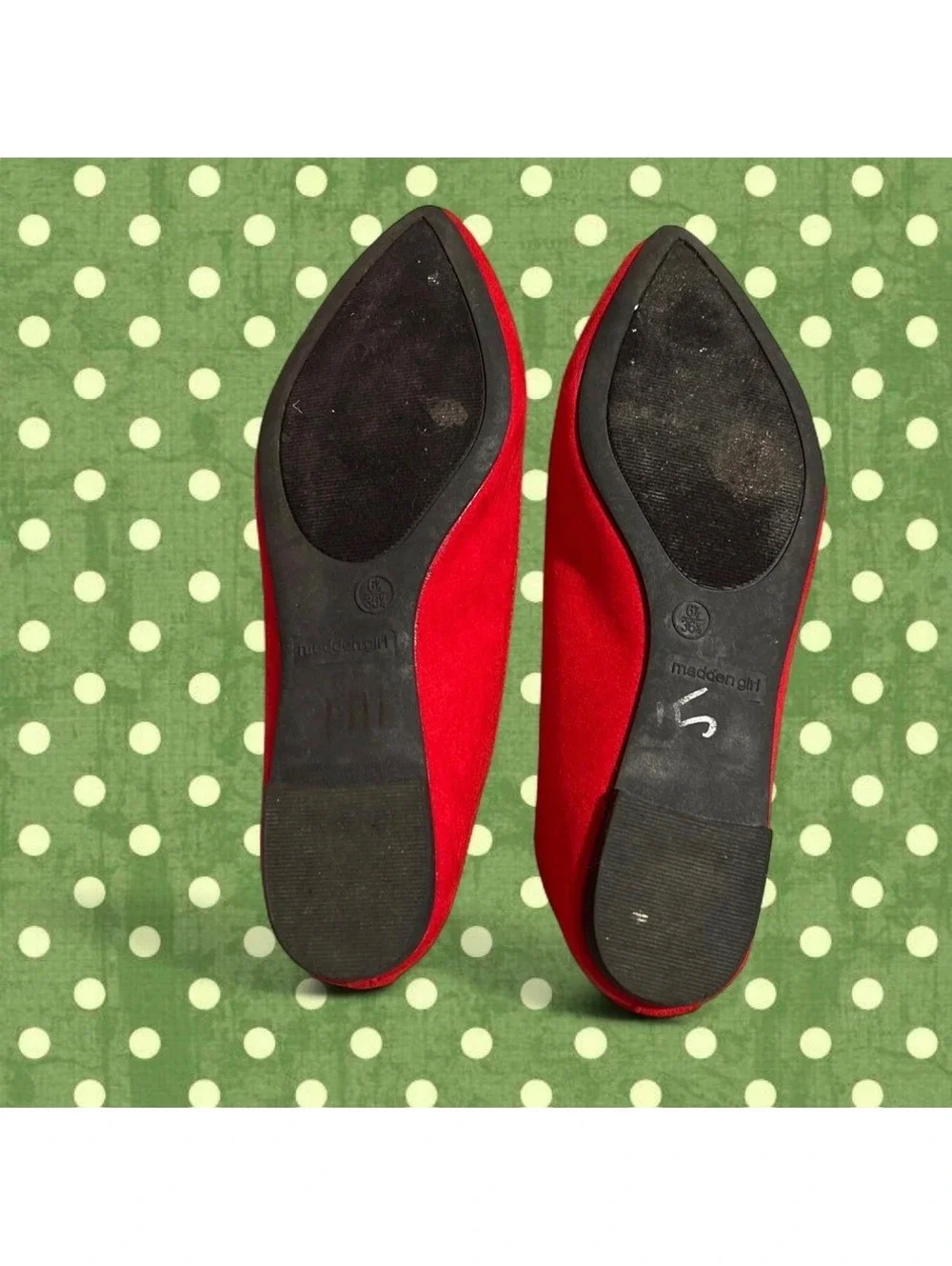 Madden Girl bold red